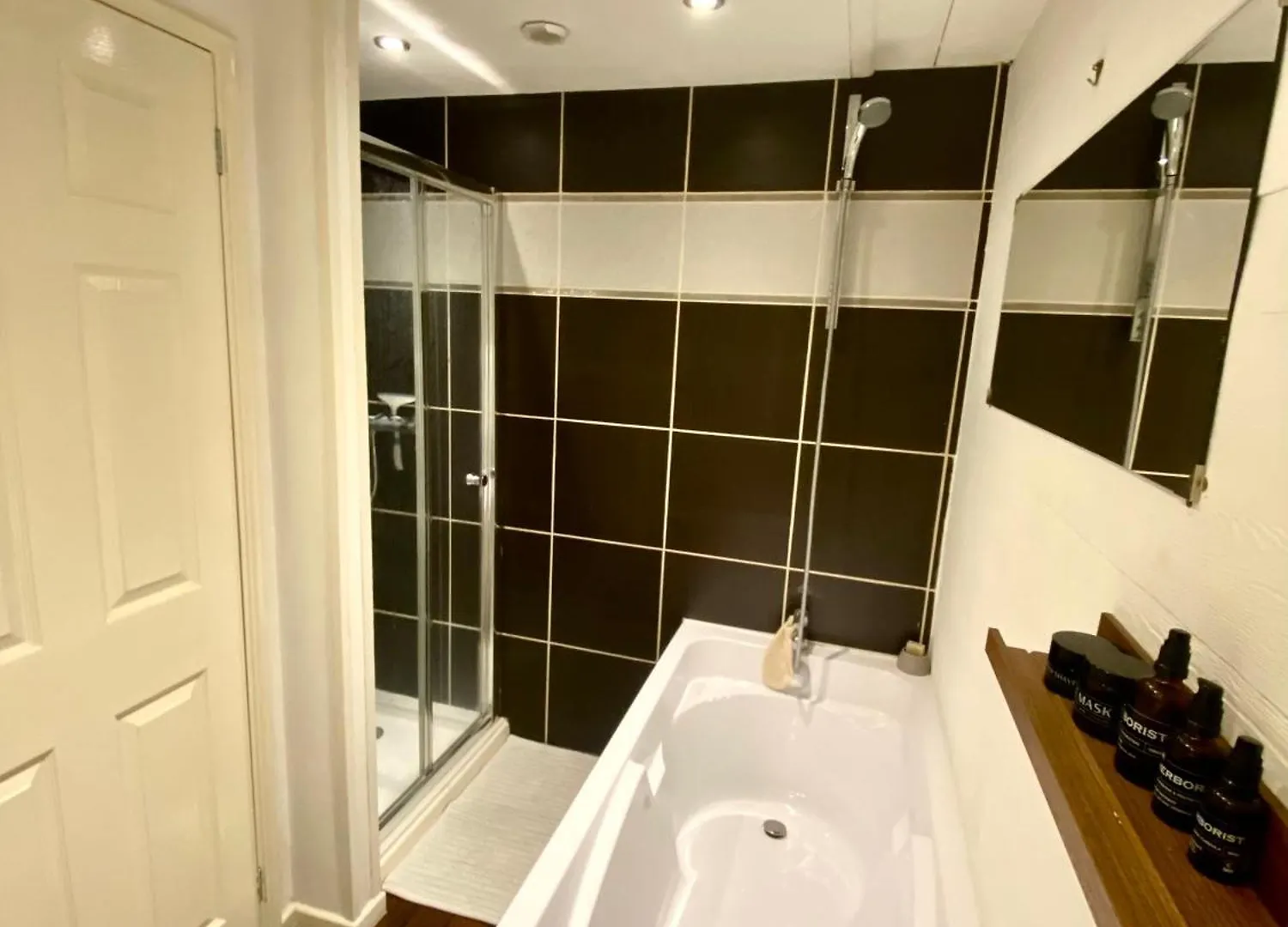 Appartement Cosy, Spacieux & Moderne - 95M2 란슬부르 몽 세니 란슬부르 몽 세니